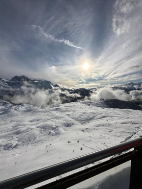 Monolocale Top residence, accesso diretto alle piste, garage incluso Passo Del Tonale